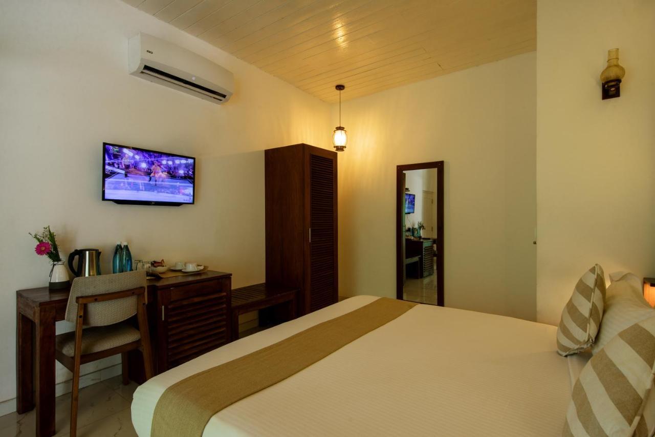 Deltora Villa - Free Drop Off To Galle Fort By Tuktuk Exterior foto